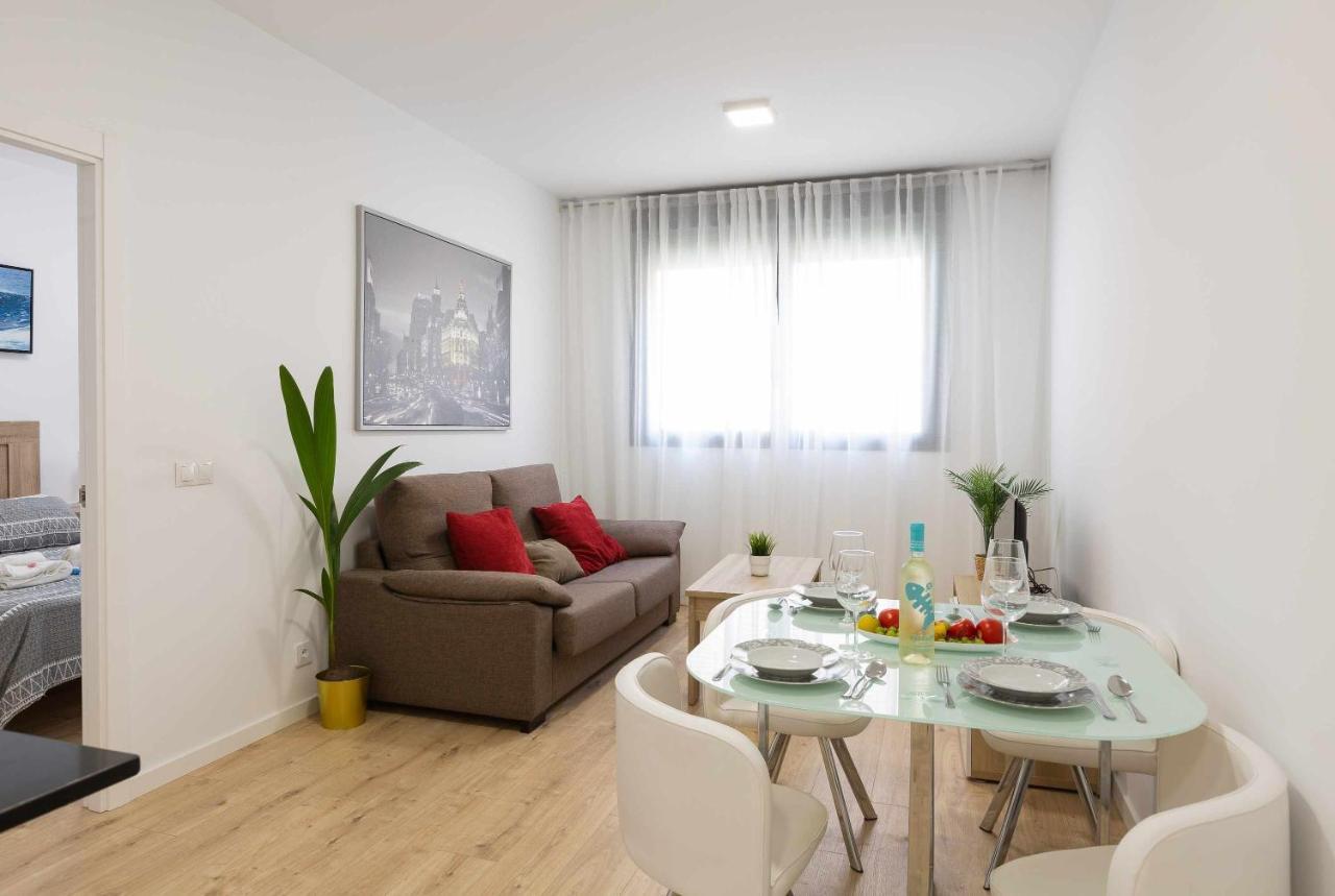 Cosmopolitan Apt & Malaga Beach Luaran gambar